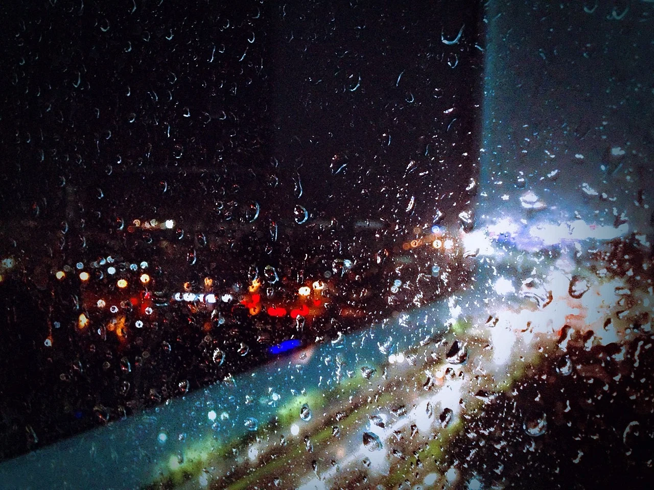 雨夜